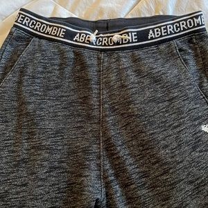 Abercrombie Kids boys jogger. Fleece lined. Waistband and drawstring.
